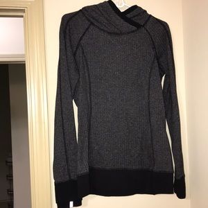 Lulu Lemon hooded long sleeve top